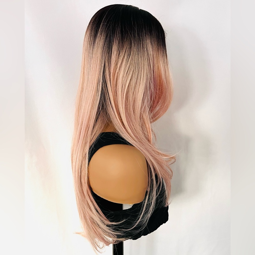 Gorgeous Ombre Pink 13x4 Lace Front Premium Fiber Wig for Daily Wear/Date Night💖 - Picture 4 of 11